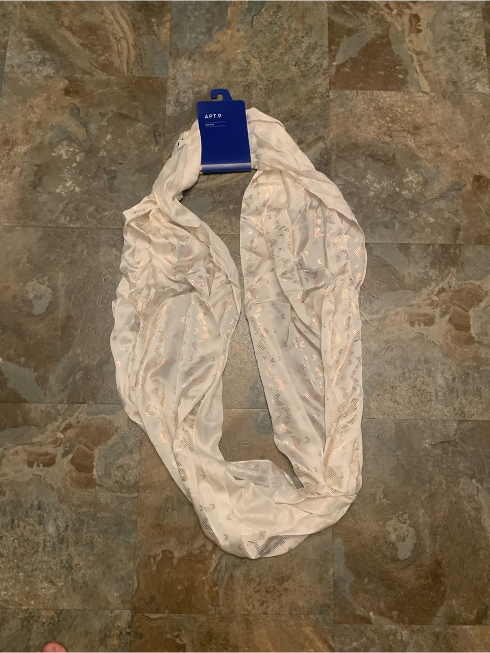Apt. 9 white scarf, NWT